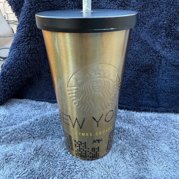 Starbucks Tumblers/Water Bottles/Drinkware - Picture 12 of 16
